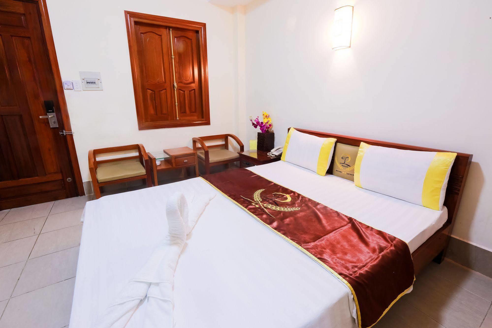 Pylos Hotel Ho Chi Minh City Exterior photo