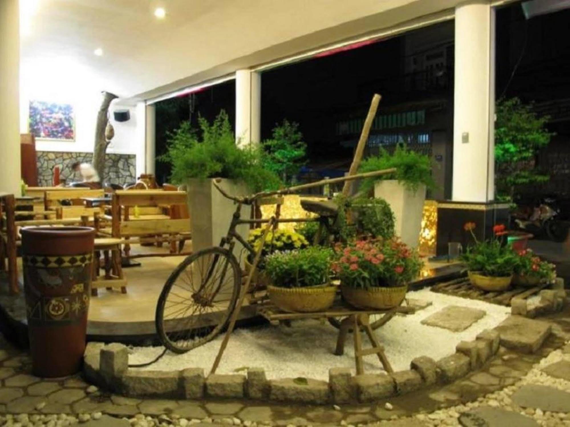 Pylos Hotel Ho Chi Minh City Exterior photo