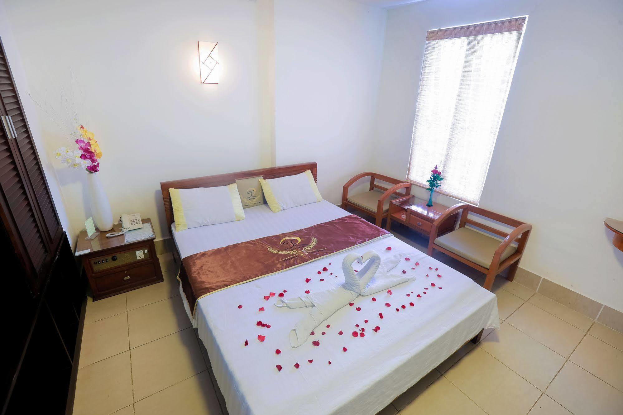 Pylos Hotel Ho Chi Minh City Exterior photo